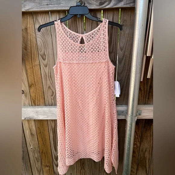 Signature by Robbie Bee | Dresses | Signature By Robbie Bee Blush Trapeze Lace  Dress Part Of 3 For 25 Promo | Poshmark